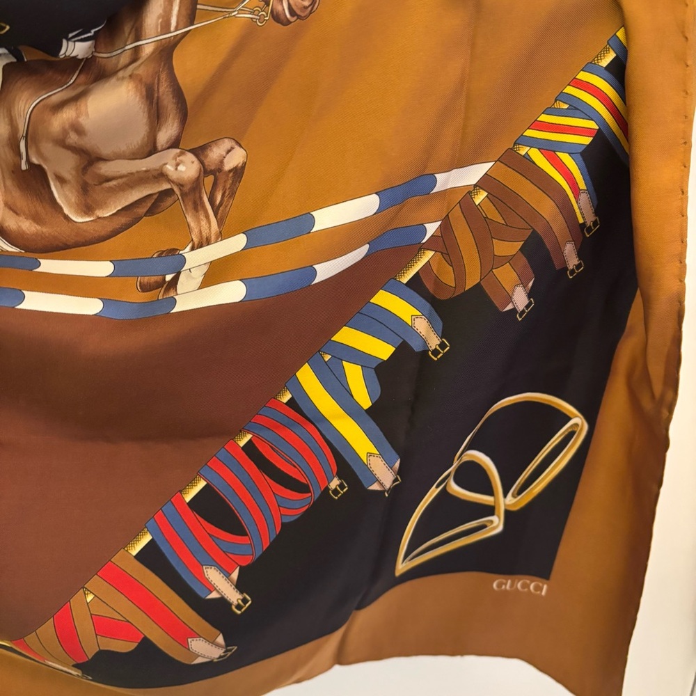Gucci 100% Silk Equestrian Golden Brown Square Scarf Luxury Designer Horse Print - Picture 6 of 7